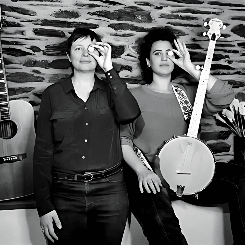 Pollyanna & Oaio play a donation based Mid-Week Sessions Concert at The Richmond Revival Thursday 25 Sep