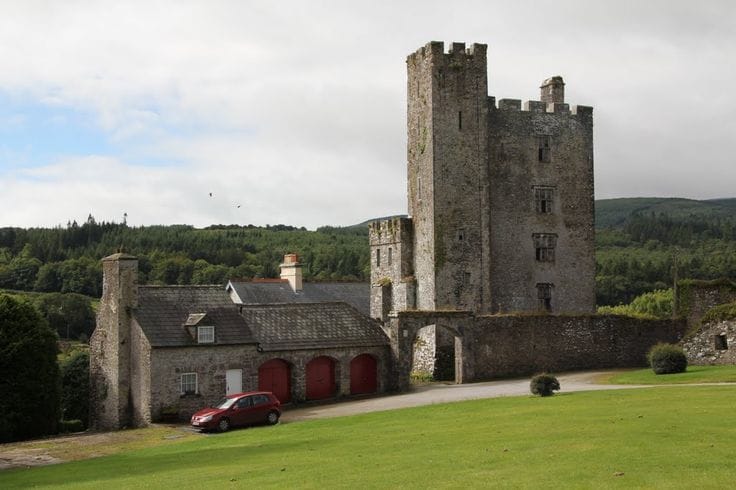 Ballyhooly castle Stay in Fermoy